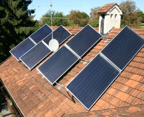 Solarplatten zur Energiegewinnung aus der Sonne